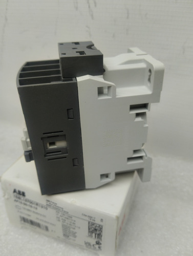 Contactor Abb 1sbl157001r1310 Af12-30-10-13 7.5hp 100-250v (Usado)