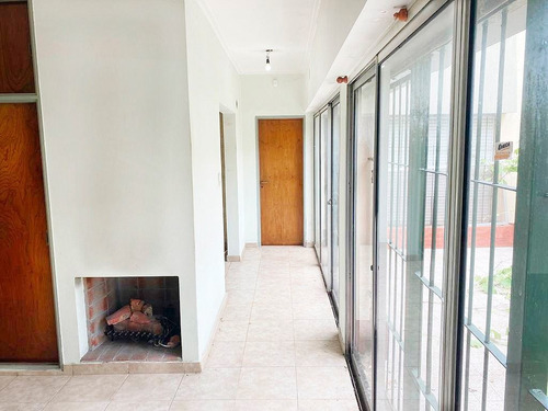 Imagen 9 de 17 de Casa En Venta En Berazategui
