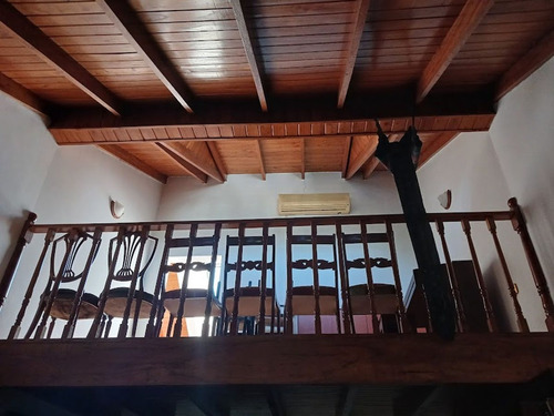 Venta Casa 5 Ambientes Piscina Cochera Quincho