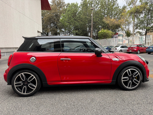 Mini John Cooper Works 2.0 Hot Chilli At