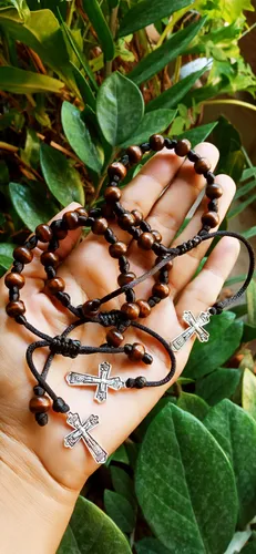 Rosarios Pulseras En Madera