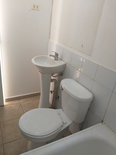Departamento: Victor Manuel 1408 , 1er.piso Comuna Santiago