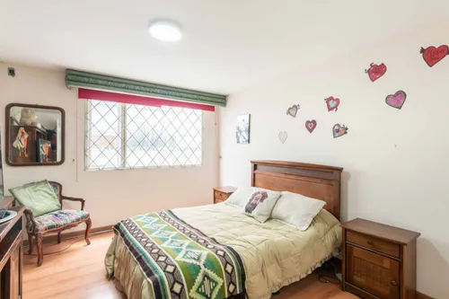 Apartamento En Venta En El Chicó. Cod V6217