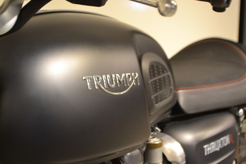 Triumph Thruxton R 2017