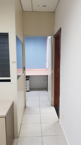 Imagem 4 de 15 de Excelente Sala Comercial No Centro!!! - 7826