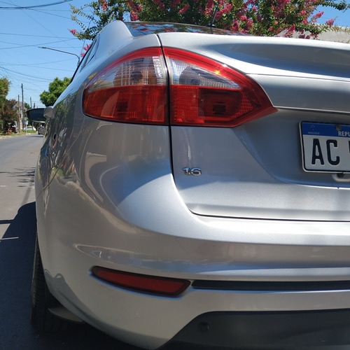 Ford Fiesta Se Plus 1.6 Gnc