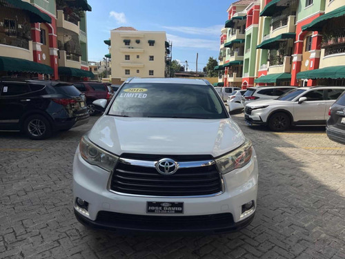 Toyota Highlander Limited Americana