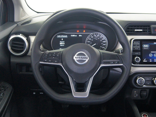 Imagen 10 de 15 de Nissan Versa Advance Mt 2020 Blanco