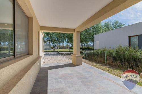 Casas En Venta A Estrenar En Haras Del Sur Ii