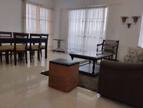 Apartamento En Alquiler Calle Arismendi, Lecheria