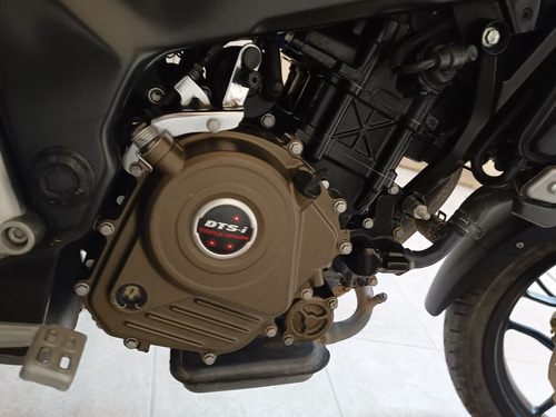 Imagen 3 de 5 de Bajaj Rouser