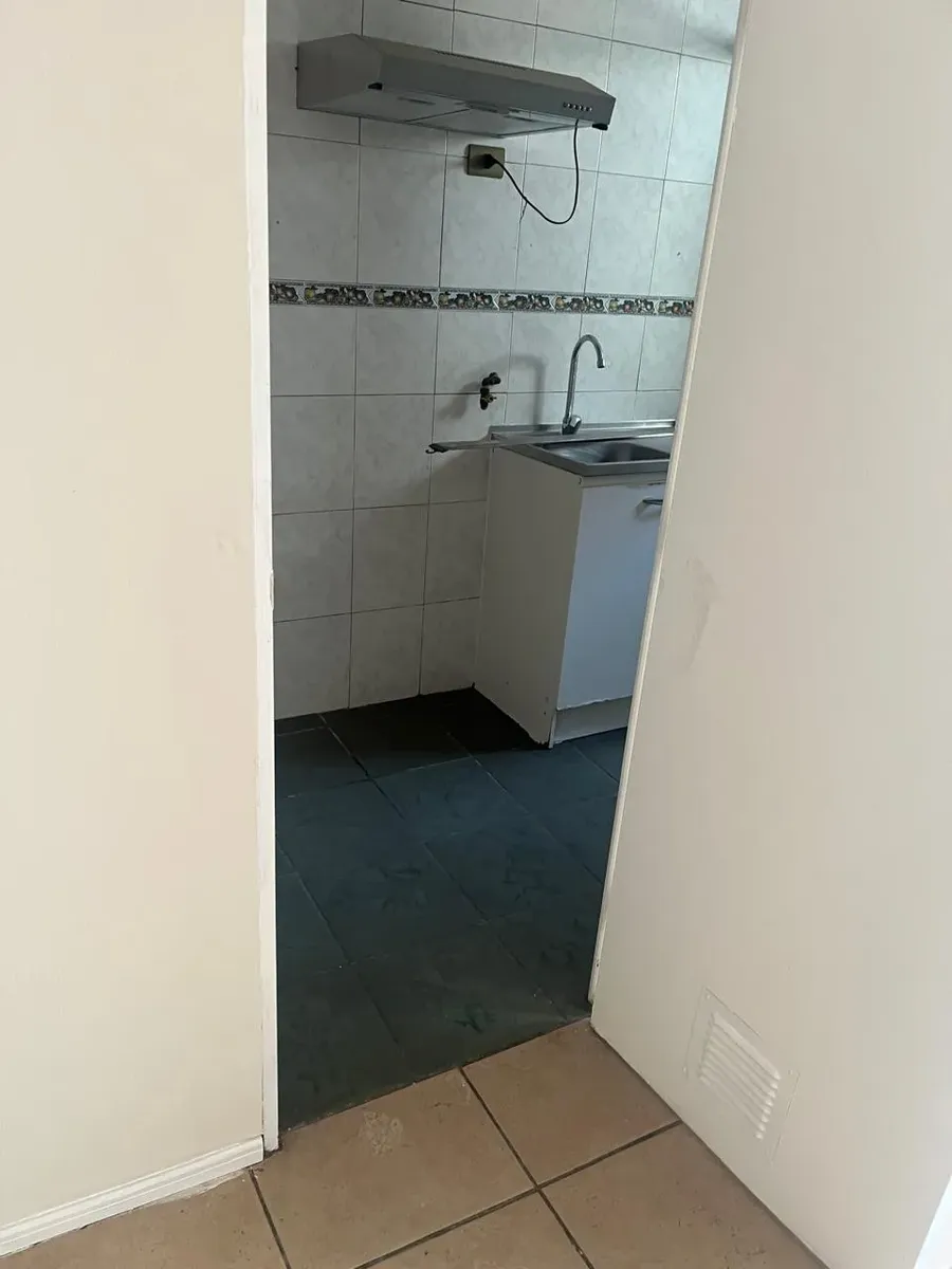 Imagen 2 de 5 de Departamento Tranquilo A Una Cuadra Del Metro Matta