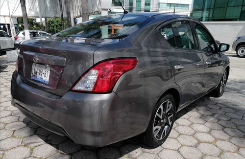 Imagen 4 de 15 de Nissan Versa 2017 1.6 Exclusive Navi At