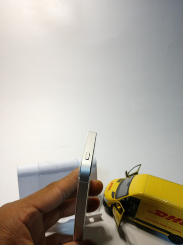 Iphone 5 64gb Bco At&t Excelente Leer Descripción Gris (Usado)