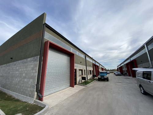 Imagen 10 de 13 de Depósito En Venta En Micro Parque Industrial (pilar)