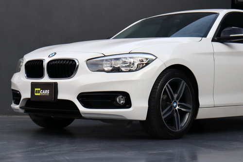 BMW Serie 1 1.5 5P 118Ia Sport Line At
