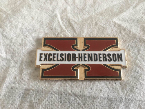 Insignia Escudo Moto Excélsior-henderson