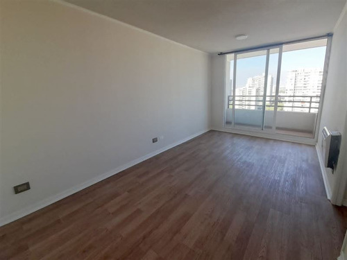 Departamento En Arriendo De 2 Dorm. En San Miguel