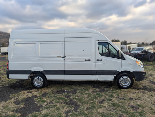 JAC Sunray 2.8Td Cargo