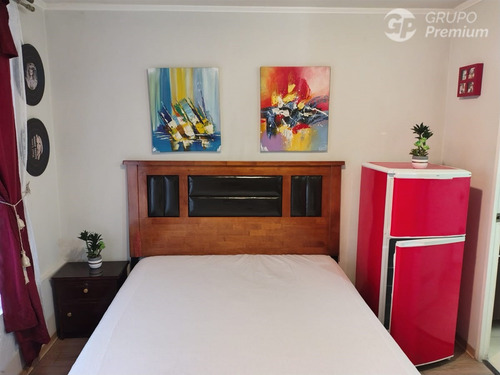 Departamento Amoblado 220.000. Metro Las Rejas