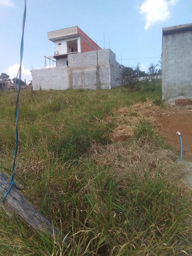 Lote Em Condomínio Fechado De ( Médio Padrão )