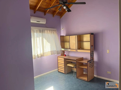 Casa En Venta Y Alquiler En Septiembre, Escobar. 5 Ambientes