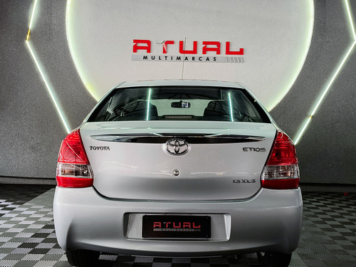 Toyota Etios Etios Sedan XLS 1.5 (Flex)