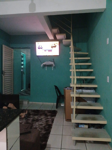 Vende-se Sobrado Com 2 Casas