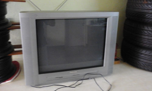 Imagem 1 de 4 de Vendo Tv Tela Plana 25 Polegadas Philips R$ 500,00
