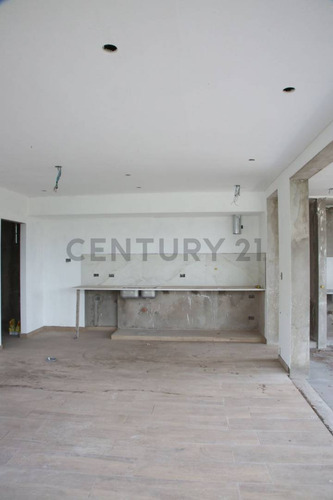 Venta De Casa En El Quimilar, City Bell