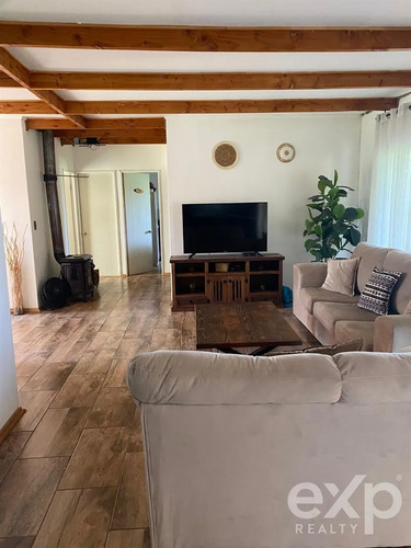 Parcela En Venta Con 2 Casas En Talagante