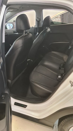 Imagem 12 de 13 de Hyundai Hb20x 1.6 Premium Aut Ano:2015