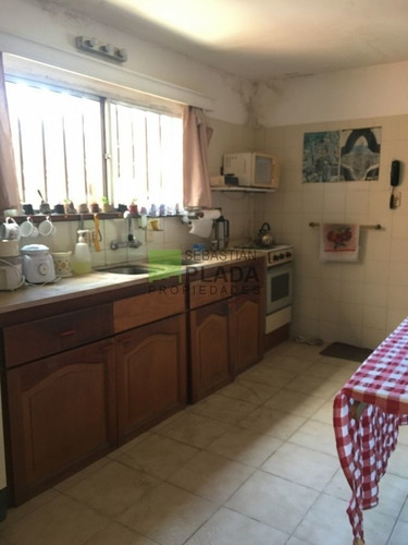 Imagen 7 de 14 de Casa Solida, En Terreno De 546 M2 En Buen Punto, San Carlos.-