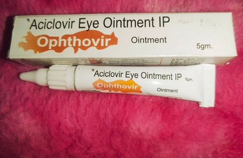Aciclovir Ungüento Oftalmico
