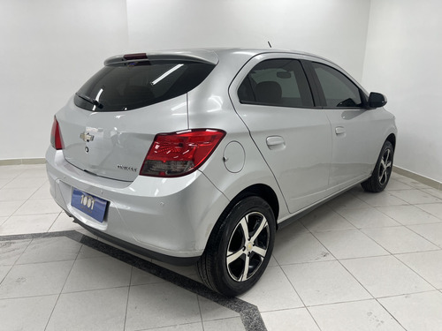 Chevrolet Onix 1.4 MPFI LT 8V FLEX 4P AUTOMÁTICO