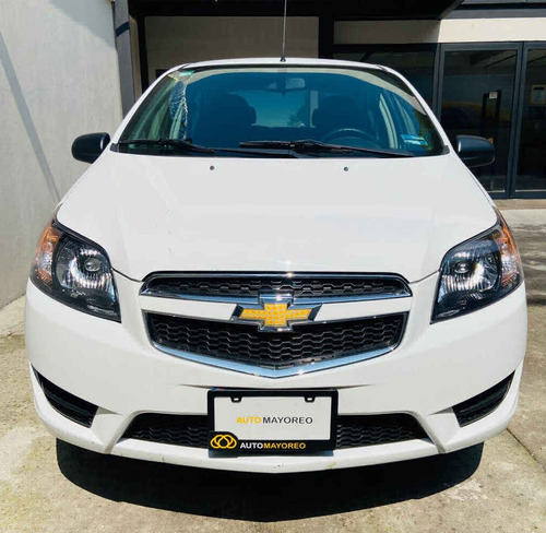 Imagen 2 de 9 de Chevrolet Aveo 2017 4p Ls L4/1.6 Man Linea Anterior