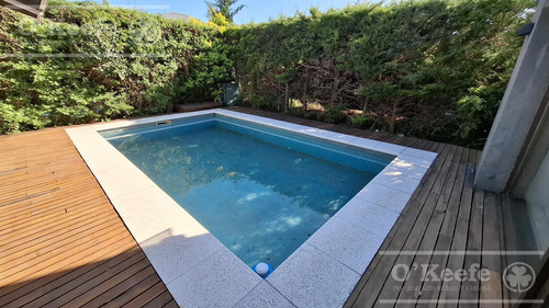 Imponente Casa En Venta De 5 Ambientes En Altos De Hudson Ii, Hudson, Berazategui