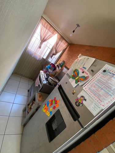 Se Vende Cass En Avenida Principal De Arboledas Cd Bajío