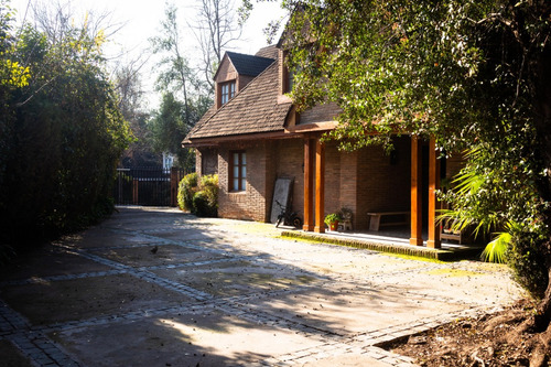 *** Clasica Arquitectura *** Amoblada Remodelada ***