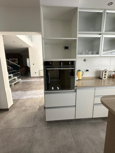 Casa En Venta En La Concepcion De Lujan