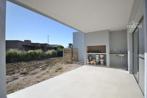 Casa Interno #400-500 - Pilar Del Este - San Ramon - 480m2 #id 16701