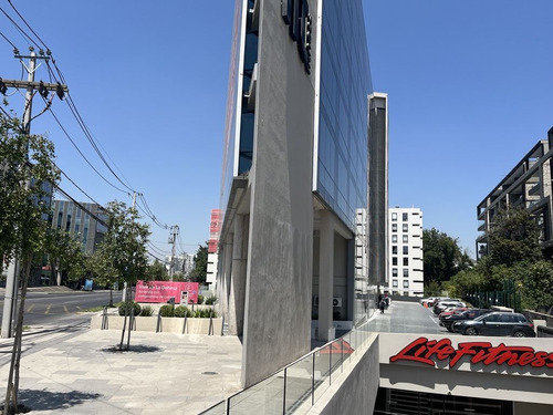 Local Comercial En Arriendo En Lo Barnechea