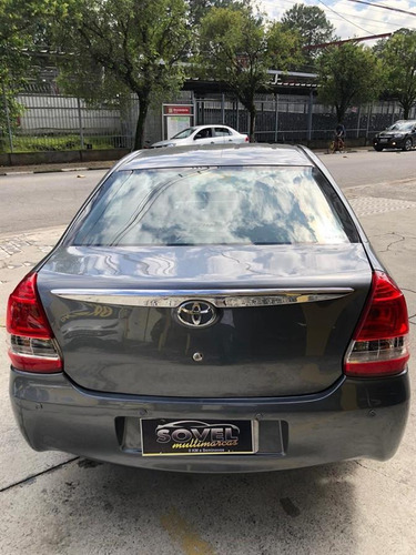 Toyota Etios Sedan Xls 1.5 (flex) Flex Manual