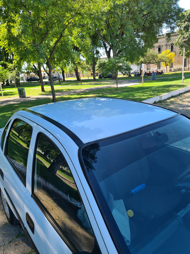 Chevrolet Corsa Classic 1.6 Gl Aa Super