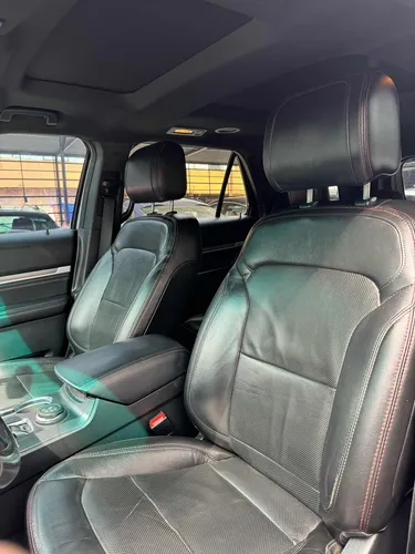 Ford Explorer 3.5 Limited 4x4 At
