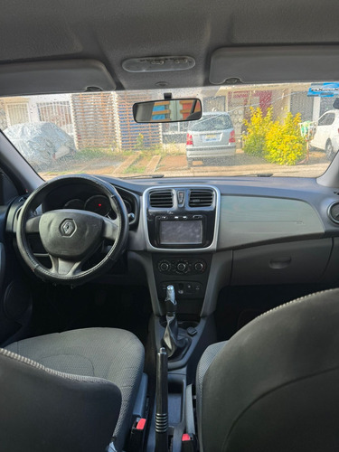 Renault Logan 1.6 Dynamique Mt