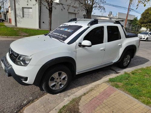 Renault Duster Oroch 2.0 Outsider Plus