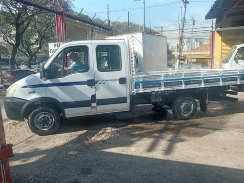 Imagem 1 de 14 de Iveco 35s14 Cabine Dupla 2012 Carroceria De Madeira