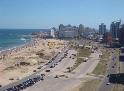 Piso Alto En Brava- Ref: 4024
