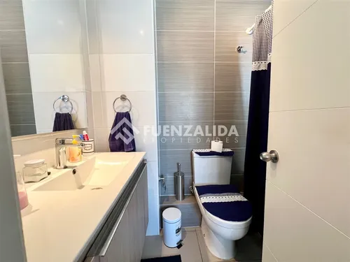 Departamento En Venta De 3 Dorm 2 Bañ 1 E 1 B. Metro Lo Vial